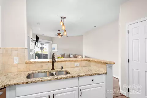 Kitchen - 1107 Torrence Cir, Davidson, NC 28036 photo 2 of 2
