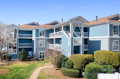 Other - 1107 Torrence Cir, Davidson, NC 28036 photo 3 of 5