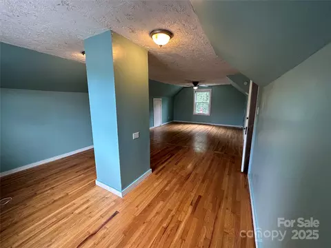 Bedroom - 115 6th Ne Ave NE, Hickory, NC 28601 photo 1 of 2
