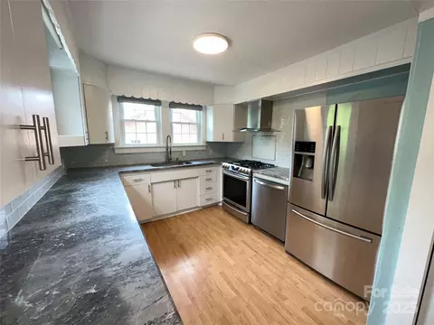 Kitchen - 115 6th Ne Ave NE, Hickory, NC 28601 photo 1 of 2