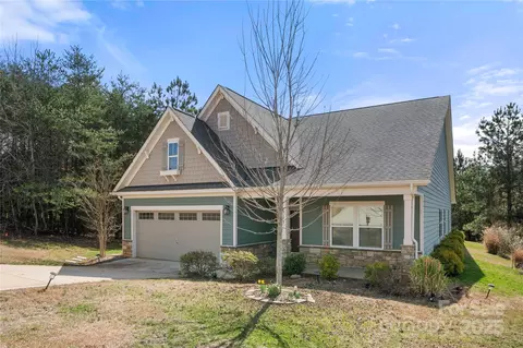 10159 Lakeshore Dr, Lancaster, SC 29720