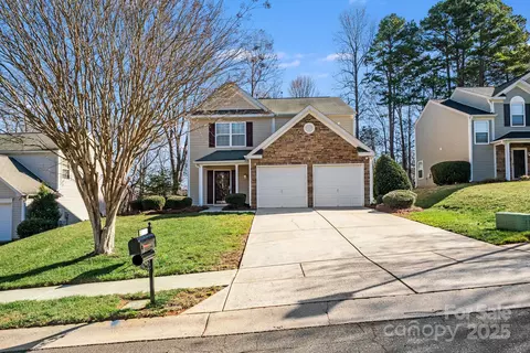 6636 Rustic View Ct, Charlotte, NC 28216