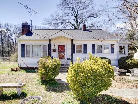 1043 Ridge Ave, Gastonia, NC 28052