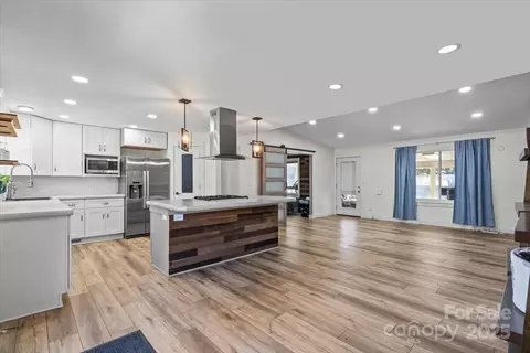 1536 Plyler Lake Rd, Gastonia, NC 28054