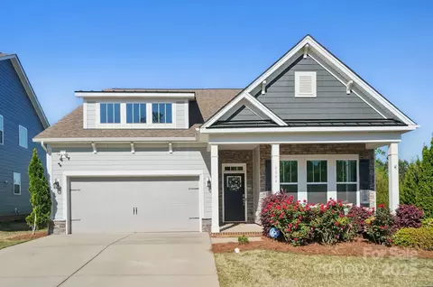 5004 Oakmere Rd, Waxhaw, NC 28173