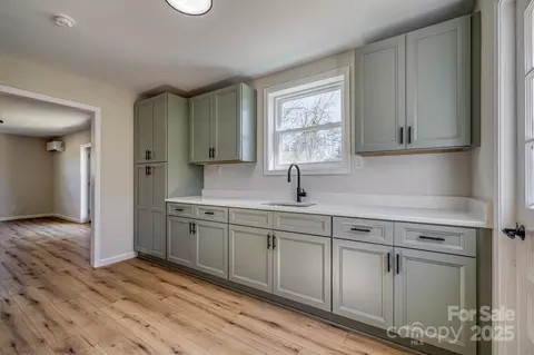 207 Page St, Morganton, NC 28655 photo 20