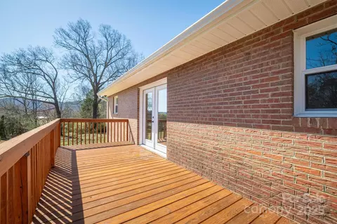 207 Page St, Morganton, NC 28655 photo 13