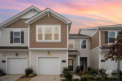 5532 Axil Ln, Charlotte, NC 28269