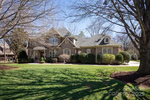 425 Gladelynn Way, Waxhaw, NC 28173