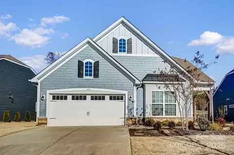 427 Kentmere Ln, Lake Wylie, SC 29710