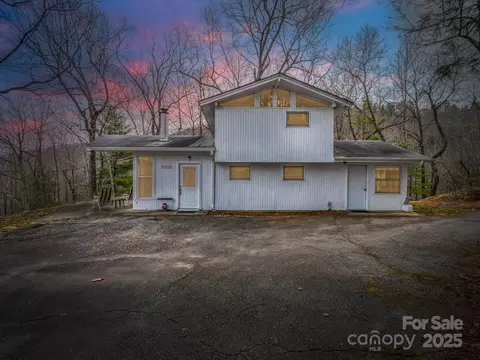 675 Foster Hill Dr, Hendersonville, NC 28739