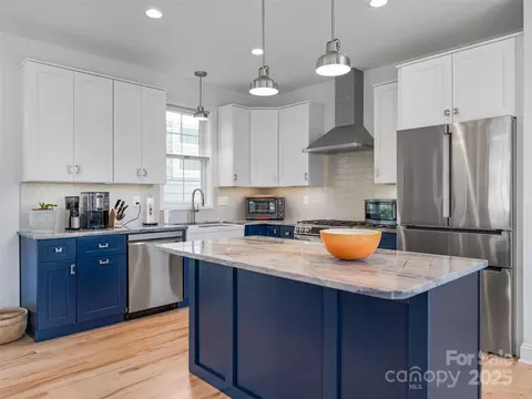 Kitchen - 60 Skyvue Ct, Saluda, NC 28773 photo 1 of 4