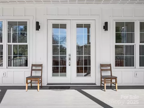 Exterior - 60 Skyvue Ct, Saluda, NC 28773 photo 6 of 8