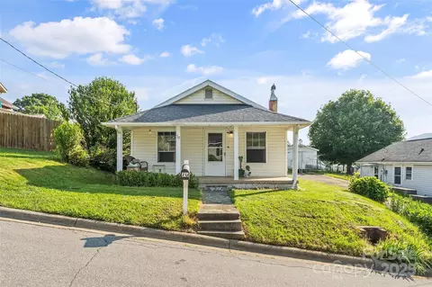 70 First St, Canton, NC 28716