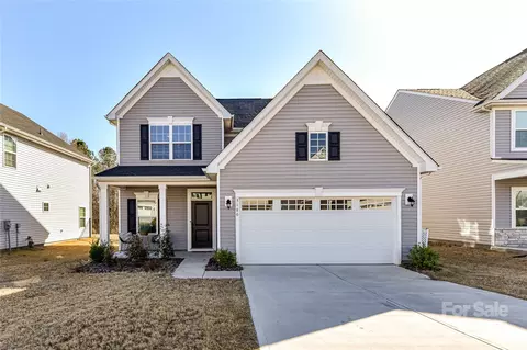 Exterior - 3180 Streamside Dr, Davidson, NC 28036 photo 1 of 9