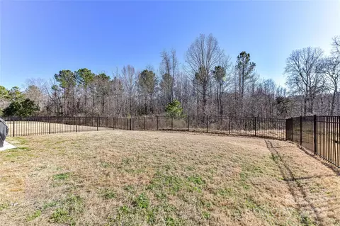 Exterior - 3180 Streamside Dr, Davidson, NC 28036 photo 5 of 9