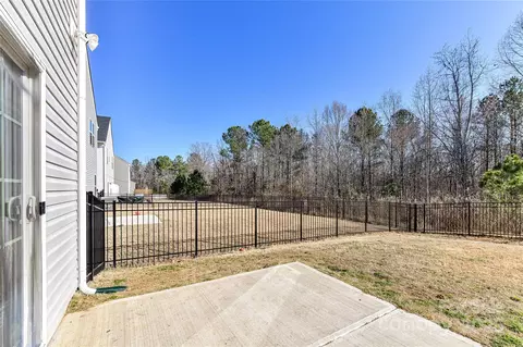Exterior - 3180 Streamside Dr, Davidson, NC 28036 photo 4 of 9