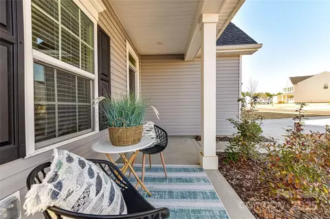 Exterior - 3180 Streamside Dr, Davidson, NC 28036 photo 2 of 9