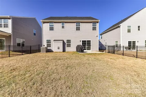 Exterior - 3180 Streamside Dr, Davidson, NC 28036 photo 6 of 9