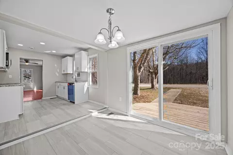 175 Kathy St, Marion, NC 28752 photo 17