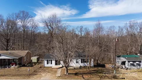 175 Kathy St, Marion, NC 28752 photo 33