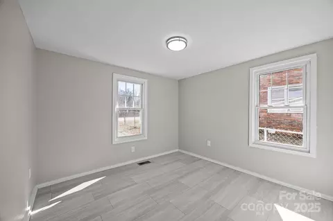 175 Kathy St, Marion, NC 28752 photo 22