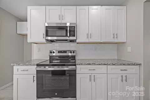 175 Kathy St, Marion, NC 28752 photo 13