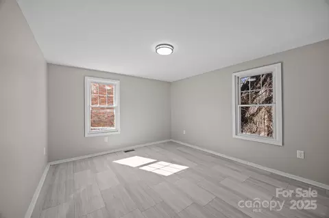 175 Kathy St, Marion, NC 28752 photo 19