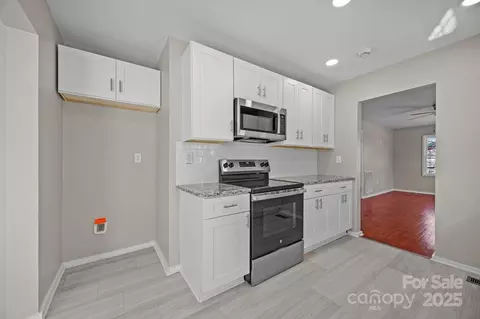 175 Kathy St, Marion, NC 28752 photo 14