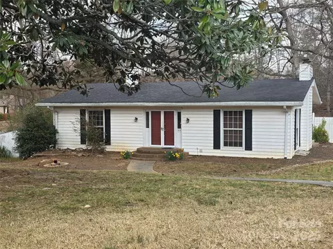 7815 Blue Ridge Cir, Charlotte, NC 28270
