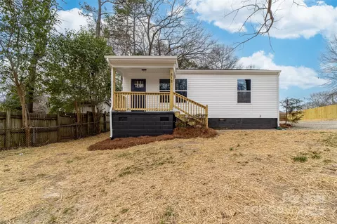 813 Carrid Dr, Gastonia, NC 28052