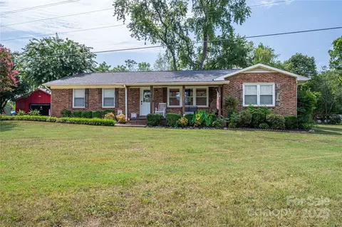 7271 Hallman Mill Rd, Vale, NC 28168