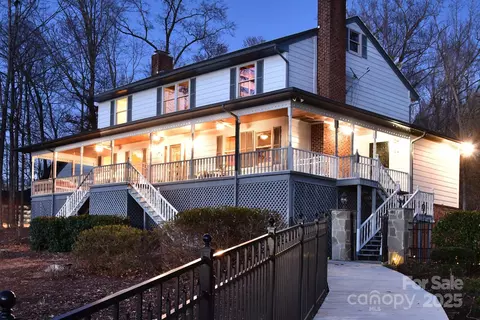 368 Fairfield Ct, Mount Gilead, NC 27306