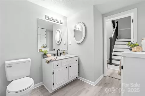 305 Mountain View B Dr #B, Morganton, NC 28655 photo 8