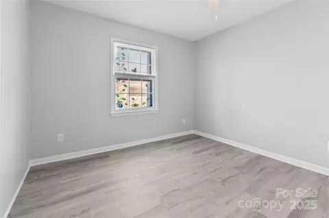 305 Mountain View B Dr #B, Morganton, NC 28655 photo 19