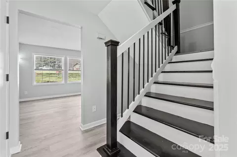 305 Mountain View B Dr #B, Morganton, NC 28655 photo 10
