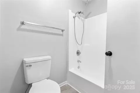 305 Mountain View B Dr #B, Morganton, NC 28655 photo 18