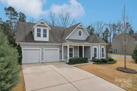 14621 Brannock Hills Dr, Charlotte, NC 28278