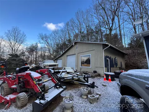 119 Squirrel Rdg, Canton, NC 28716 photo 6