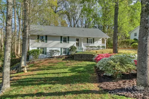 4242 Garvin Dr, Charlotte, NC 28269