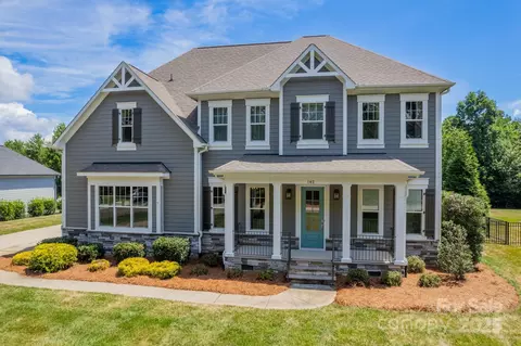 142 Tuscany Trl, Mooresville, NC 28117