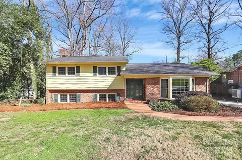 3615 Henshaw Rd, Charlotte, NC 28209