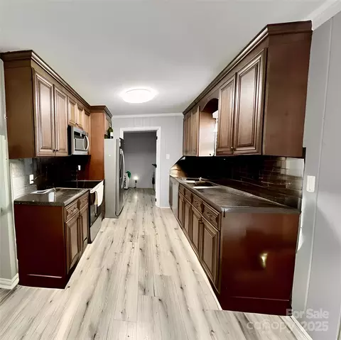 1937 Hickory Dr, Lancaster, SC 29720 photo 6