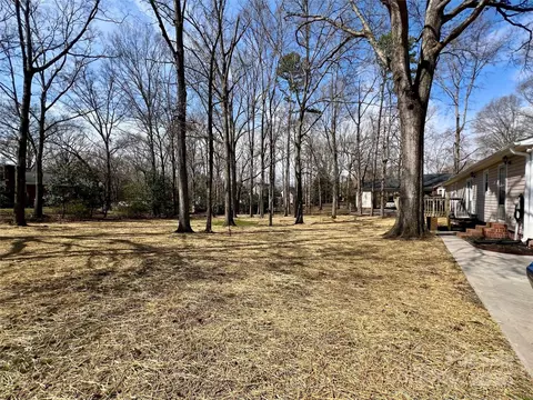 1937 Hickory Dr, Lancaster, SC 29720 photo 30