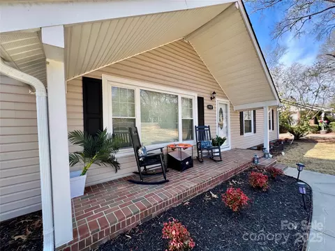 1937 Hickory Dr, Lancaster, SC 29720 photo 5