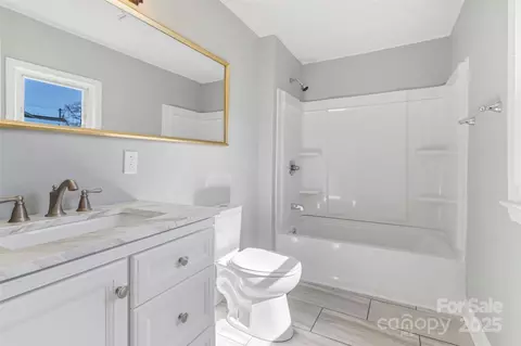Bath - 205 Buffalo St, Buffalo, SC 29321 photo 1 of 2