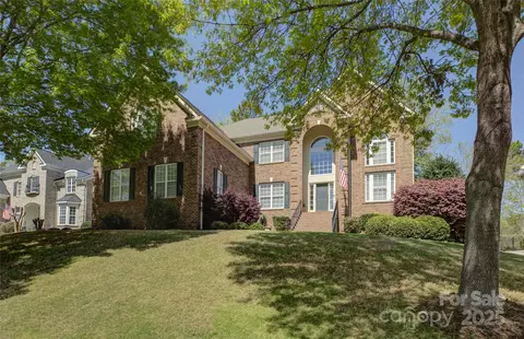 16837 Crosshaven Dr, Charlotte, NC 28278