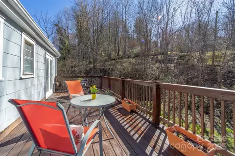 Exterior - 629 Hillcrest St, Sylva, NC 28779 photo 8 of 14