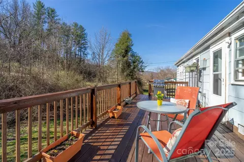Exterior - 629 Hillcrest St, Sylva, NC 28779 photo 11 of 14