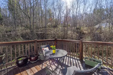 Exterior - 629 Hillcrest St, Sylva, NC 28779 photo 10 of 14